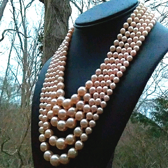VINTAGE KJL 5-Strand Soft Pink Glass Pearl Necklace - Picture 6 of 16